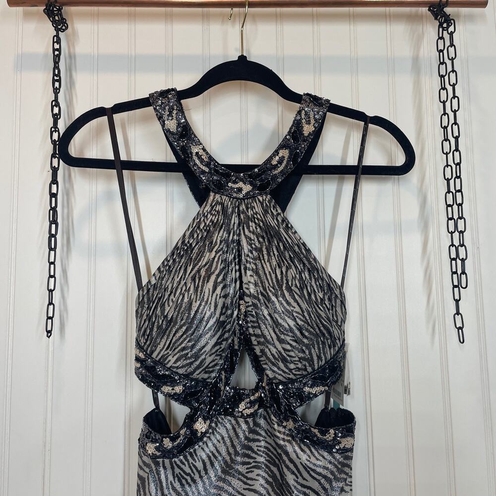 NWT Camille La Vie Animal Print Sequin Halter Open Back Maxi Dress Size 4 - Picture 3 of 9